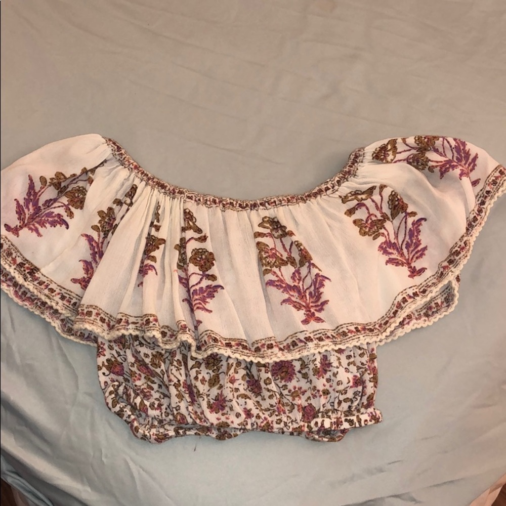 Over the shoulder crop top